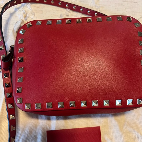 Valentino rockstud camera bag - Picture 2 of 6